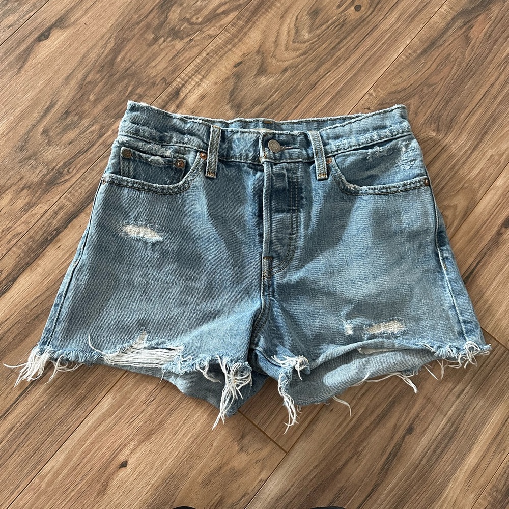 Wedgie fit shorts